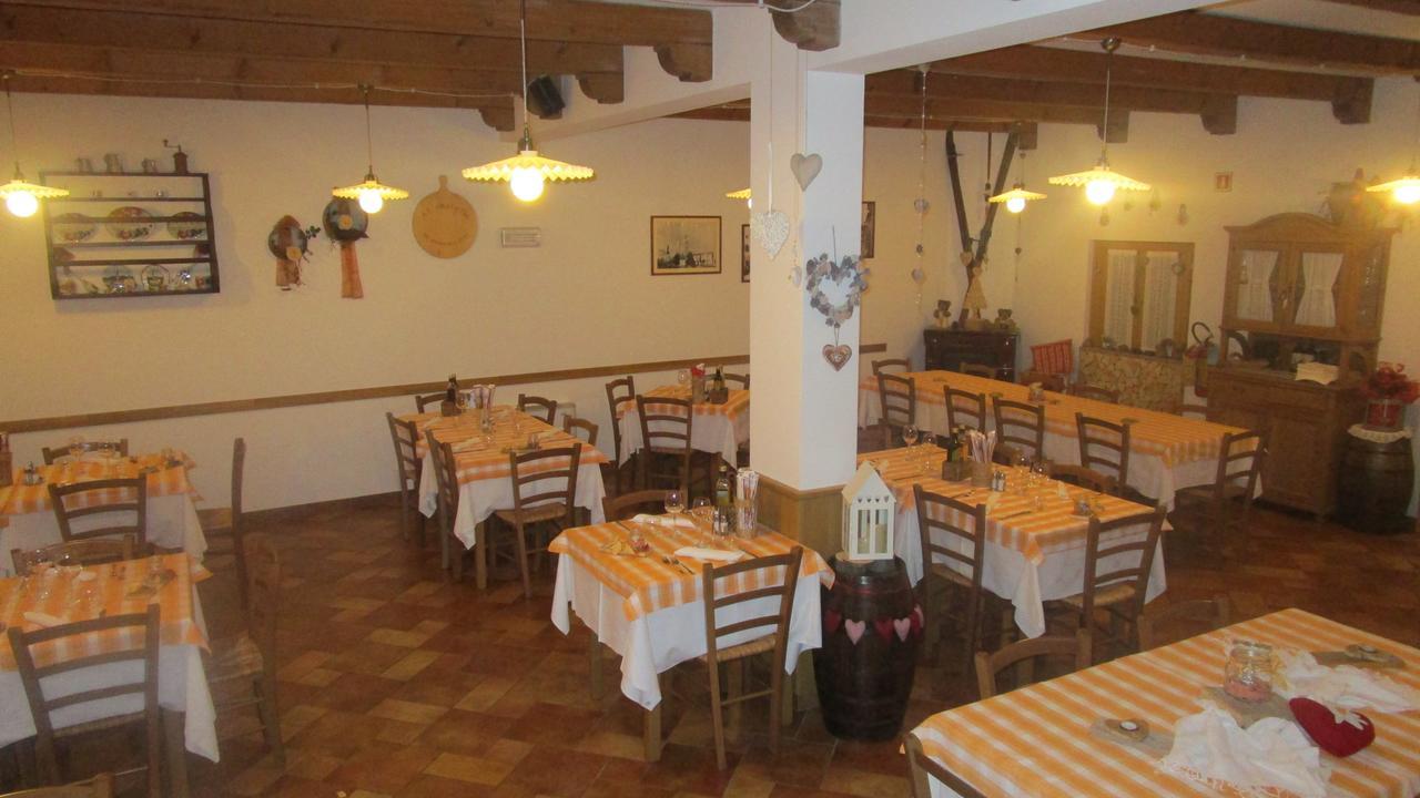 Al Castello Hotel Artegna Bagian luar foto