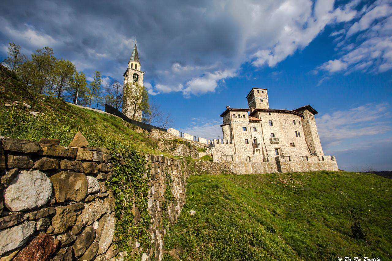 Al Castello Hotel Artegna Ruang foto