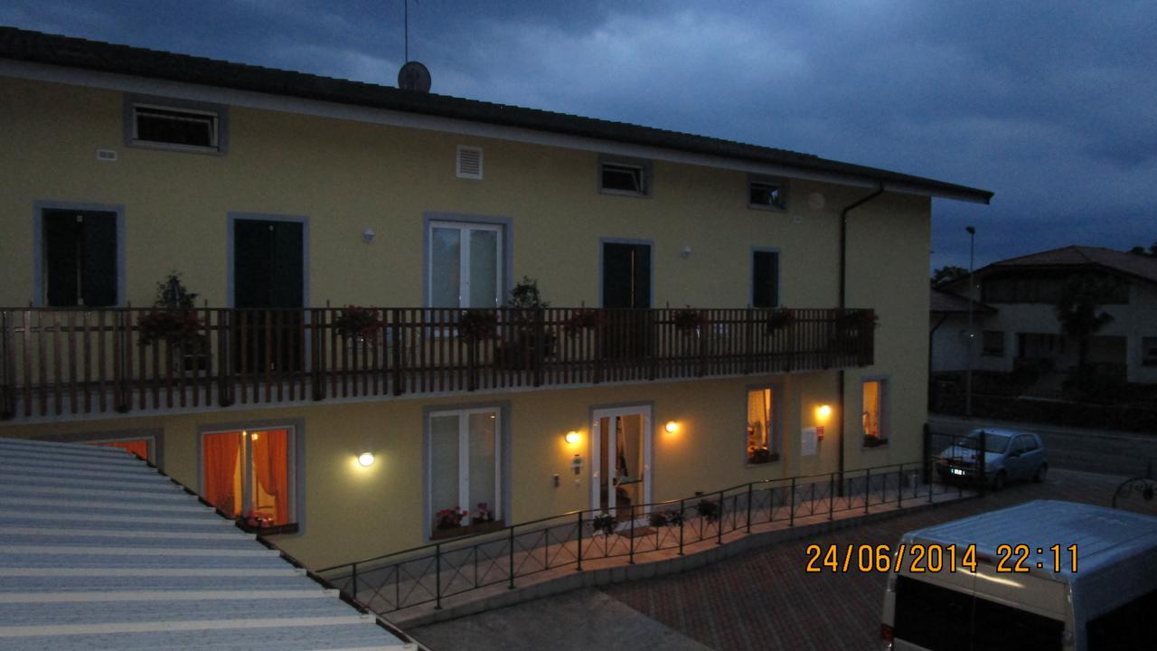 Al Castello Hotel Artegna Bagian luar foto