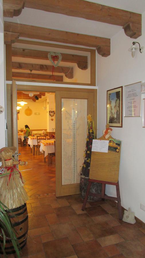 Al Castello Hotel Artegna Bagian luar foto